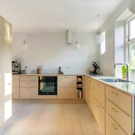 Historic Row House In Humleby Near Frederiksberg Feriehus *